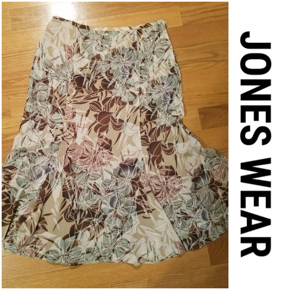 Jones Wear Skirt